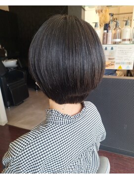 ローレン(LOREM) まとまりショート4.14