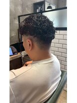 アルフレッド 瑞穂店(alfRed)&nbsp;強めスパイラルで魅せる無造作フェードヘア