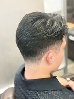 ネクサスアンドコー 錦糸町店(NEXUS&Co.) くせ毛を活かすナチュラルフェード