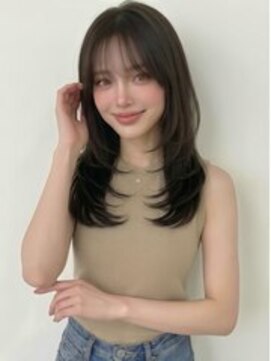 ユーフォリア 青山(Euphoria) バタフライカットラベンダーカラーショートレイヤーくびれヘア◎