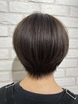 アッシュ 稲田堤店(Ash)&nbsp;ショートボブ×イヤリングカラー