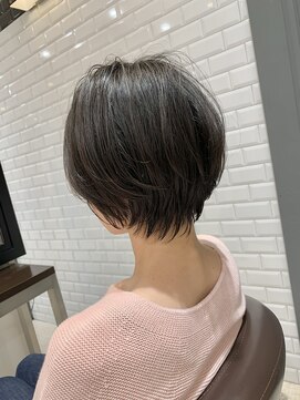 バウム(baum) ゆったりとした丸みの小顔ショート　30代40代50代