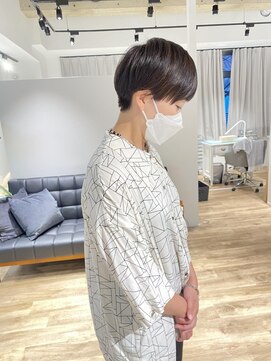 ハナビ(Hanabi) アシメ刈り上げショート