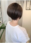 お洒落ハイライトショートボブ