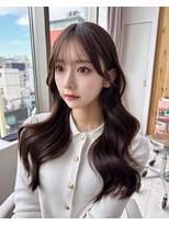 アフロートリノ(AFLOAT Leino)&nbsp;大人可愛い韓国y2k レイヤーカット　くびれヘア　パッツン前髪#