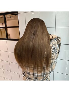 オグジュアリー 表参道(aux.) ミルクティーベージュ/前髪［表参道/表参道駅］