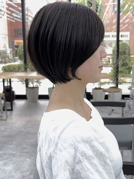 ビューブルー 亀戸錦糸町(VIEW BLUE) 美髪シアーカラーピンクブラウンショートカット切りっぱなしボブ