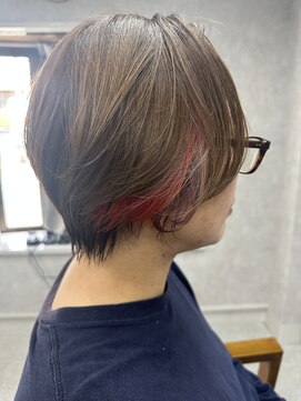 リアン(Lien) インナーカラー/ピンク・オレンジ・パープル/前下がりショート