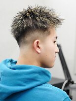 スラッシュ(SLASH)&nbsp;メンズパーマ/ハイライト/短髪/フェードカット/ツイスト/姫路