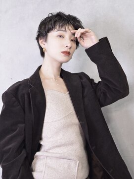 コイ(coii) 外国人風透明感グレージュカラーナチュラル小顔ショートパーマ