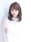 似合わせカットのナチュラルミディ/暗めカラー