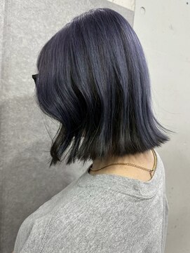 イリ 心斎橋(ili) ハイライトカラー/ミルクティーベージュ/レイヤーカット