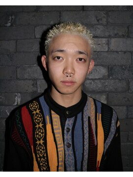 フォーコーナーズカットショップスリーセント 栄(FourCornersCutShop 3/cent) イージードリル/スパイキーベリーショート/ホワイトブロンド