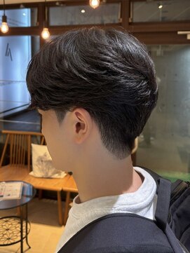 アルム オモテサンドウ(ALLM omotesando) 【メンズ韓国ヘア】韓国風カルマパーマ/メンズカット/原宿表参道