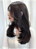 韓国風 顔まわりレイヤー くびれヘア 小顔効果 艶カラー