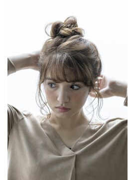 ロッコ(ROCCO) 大人可愛い無造作お団子ヘア　[八王子]ROCCO
