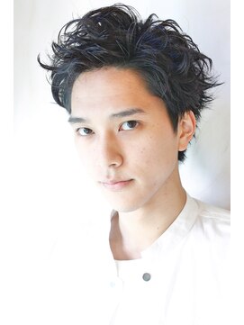 ブーケ(BOUQUET) ワイルドアップバング・サイドパートショート・ツーブロック