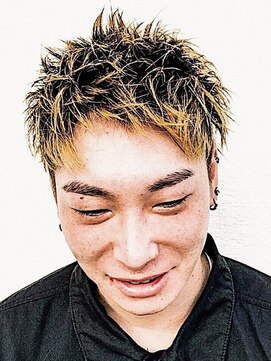 ブリランチン アイチダイガクマエ(Brilliantine Aichidaigakumae) 毛先ブリーチ生かすカット