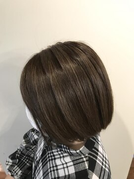 ムク バイ サファリ(MUKU by safari) 大人ショートボブ/30代/40代/50代/グレージュ