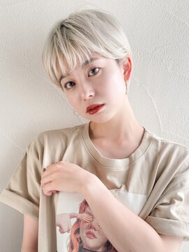 マセナ(Masena) コンパクトショート×プラチナブロンド 9