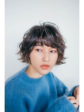 ピズムハク(PISM hak) セミウェットウェーブ/斜めバング/春パーマ