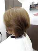 ショートボブ