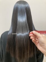 ヘアーライズ 池袋東口店(hair RISE) メテオストレートとメテオカラーでブリーチ部分もツルツルに