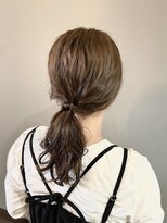 ココカラヘアー ニコ(cococara hair nico)&nbsp;オリーブベージュ/赤み消し/ルーズアレンジ