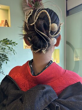 コアフィールみま 鳴門店 人気のカチモリヘアセット♪