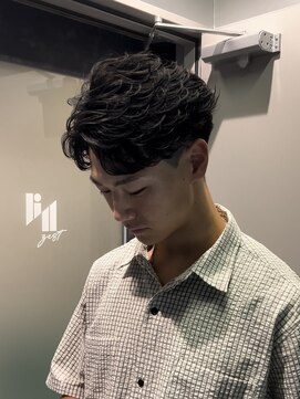 ゼスト リル 新宿(ZEST lill) ニュアンスパーマスペインカールフェザーパーマメンズパーマ