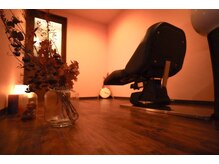 【個室プライベート空間でリラックスマッサージ】&【ホットストーンで全身を温かく】