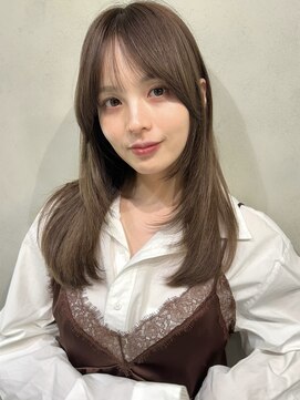 ナナローネス(nana loness) 顔まわりレイヤー　レイヤーカット　ワンカール　内巻き