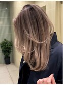 海外風レイヤーカットバレイヤージュ