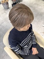 レヴリー(reverie) 白髪ぼかしハイライトショートボブ白髪ぼかし心斎橋美容室