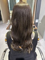 エミュー(emue) 巻き髪大人かわいい◎春カラー明るめオリーブベージュ