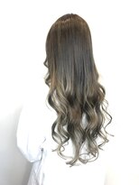 アヤナ バイ アヤラ(ayana by ayala)&nbsp;モノトーンアッシュグラデーション〈浦安 美容室〉