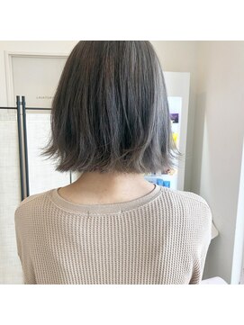 ルシードスタイル ムースユイット(LUCIDO STYLE mousse8) 切りっぱなしボブ
