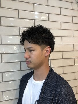 カットスタジオ フタバ(CUT STUDIO FUTABA) ２ブロックｘスパイラルパーマ