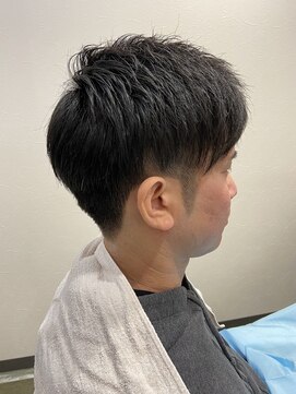 メンズヘアーサロンオーザ ツーブロックショートスタイル