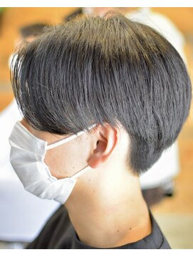 ヘアアイラッシュ リベット(hair eyelash RIVET) センターパート