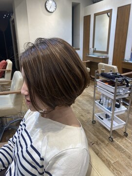 エクリ 麻布十番(equri) ハイライト/ローライト/ショートボブ