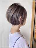 【morio原宿】30代、40代 丸みショート ハイライトカラー