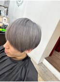 20代30代マッシュスタイル×シルバーグレー