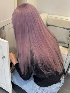 ベレーザ 渋谷(BELEZA) 3899ホワイトピンクベビーピンクぱっつん前髪ハイトーンカラー