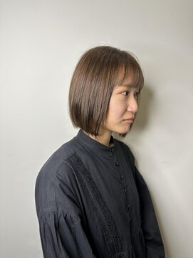 ゼンドットカラスマ(Zen.karasuma) 大人ボブ×オリーブベージュ