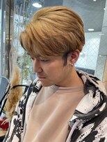 ヘアーアンドメイク ビス(HAIR&MAKE bis) ブリーチ1回!なるべく明るいベージュカラー【立川/沙久楽】