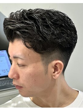 ドルクス 日本橋(Dorcus) ウェーブパーマ　ビジネスパーマ　ニュアンスパーマ