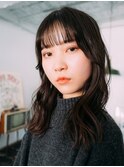 セミロングスタイル