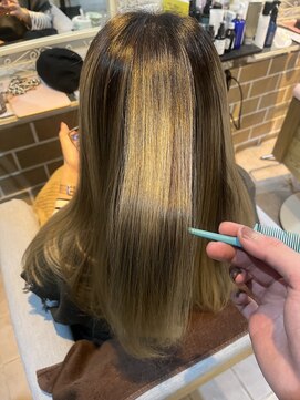 ヘアーメイクサロン フリップ(hair make salon Frip) 美髪ハイトーンカラー