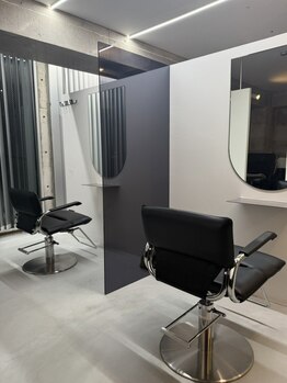 kii person【キーパーソン】の写真/あの人気サロン"kii"の薬院店♪20代～30代を中心に圧倒的支持をいただいているワケを是非体験ください★